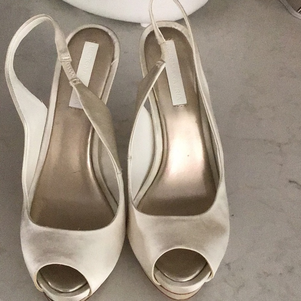 Shoes - Picture 4 of 4